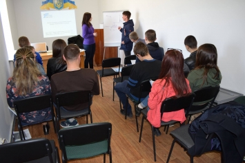 Молодь Литовезької громади озброїли знаннями